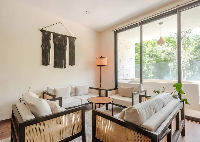 Apartment Rev *