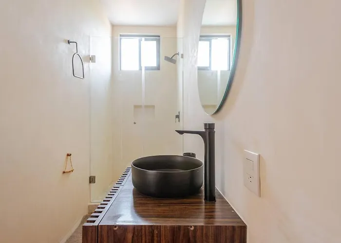 Apartment Rev *